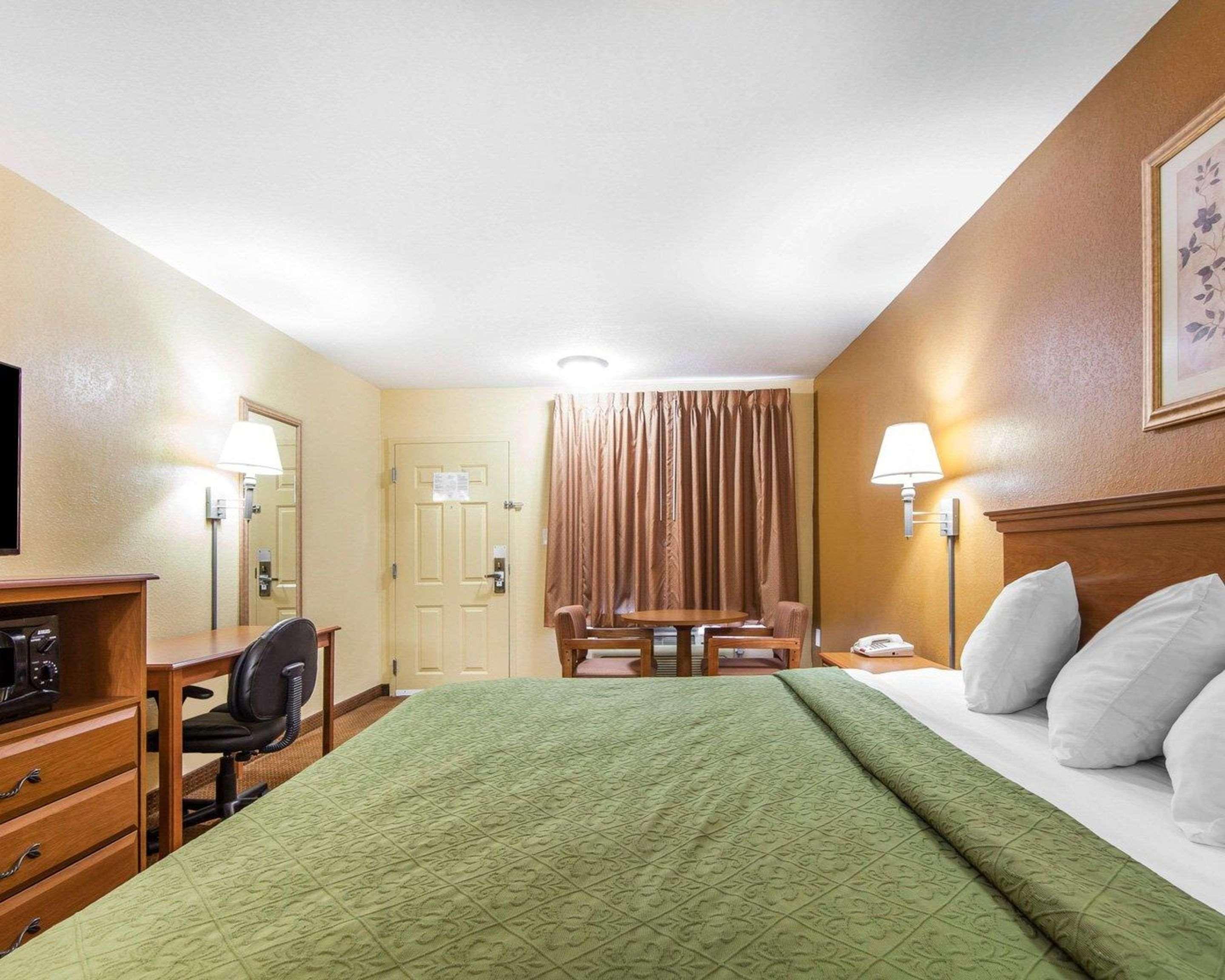 Quality Inn & Suites Cartersville Eksteriør billede