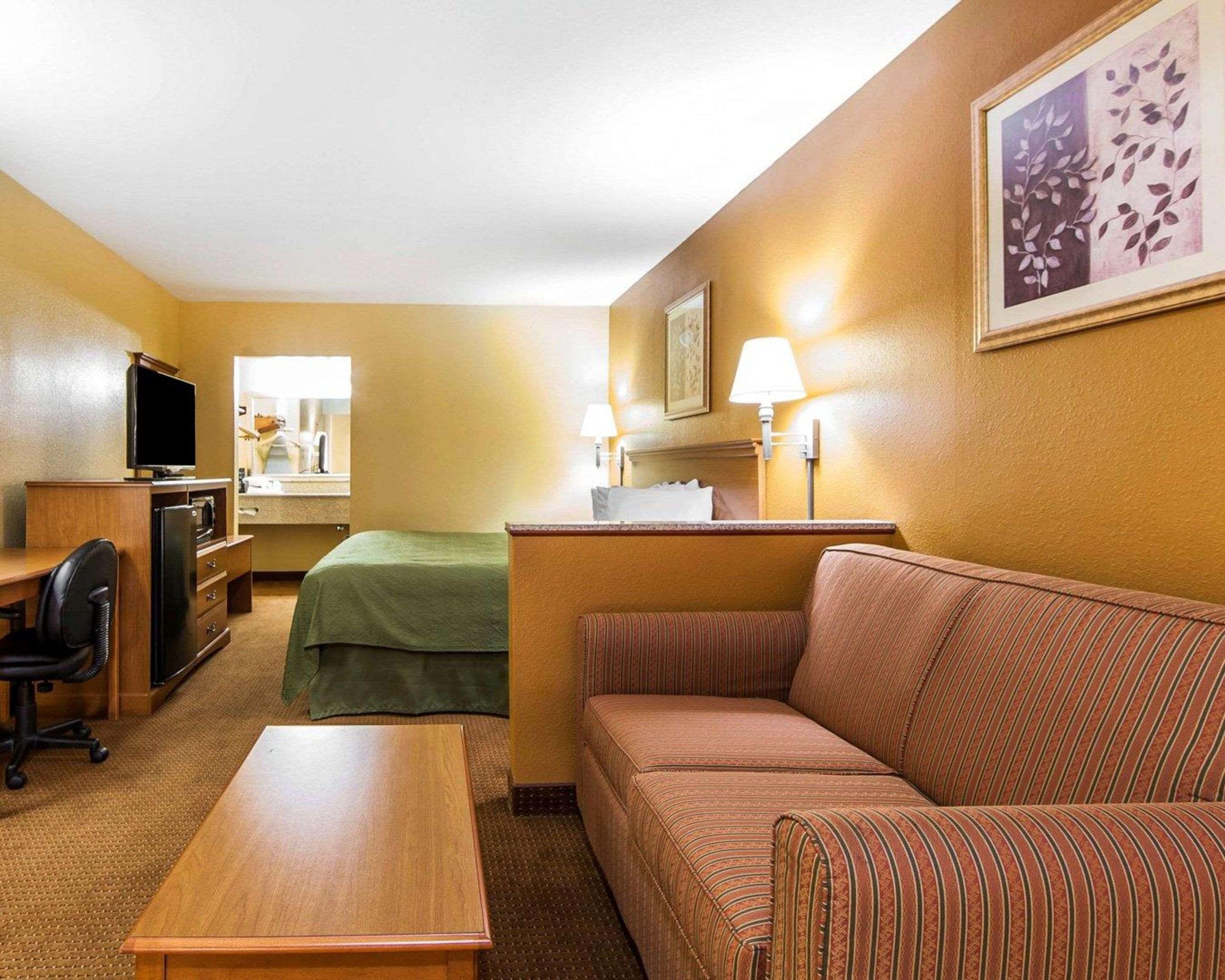 Quality Inn & Suites Cartersville Eksteriør billede